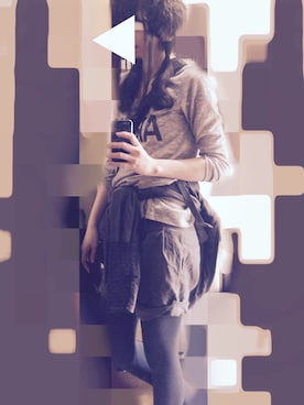 「JOURNAL STANDARD（ジャーナルスタンダード）のアイテム（その他パンツ、グレー系）」を使った、かずしおさん（レディース・166cm）の秋コーディネート