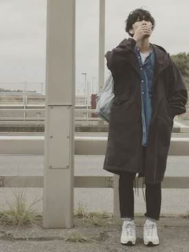「COMOLI（コモリ）のアイテム（モッズコート）」を使った、shitassholedystopiaさん（メンズ・170cm）の春コーディネート