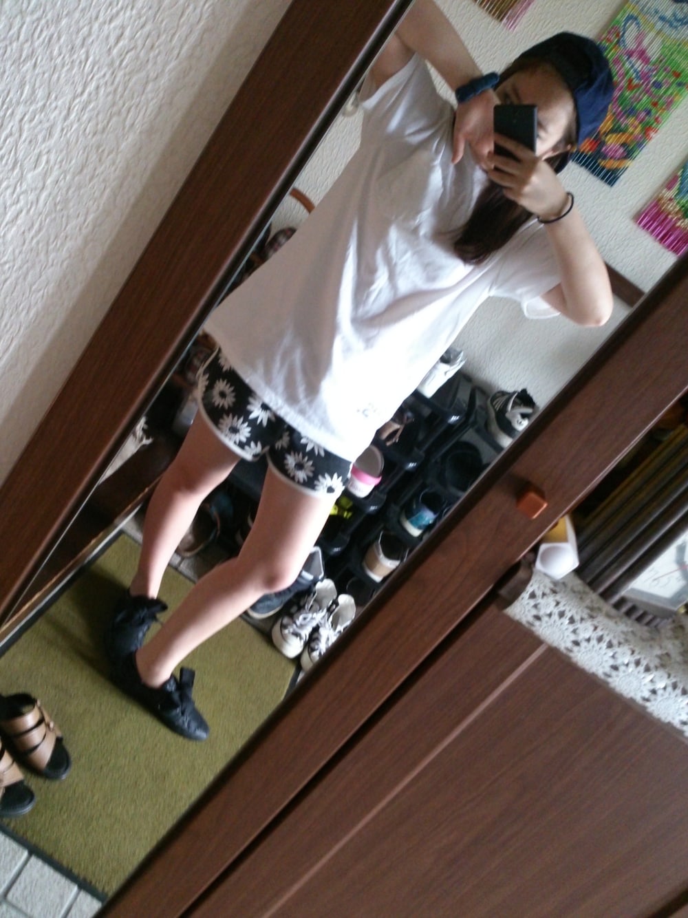 「adidasの★フラワープリント★adidas Orignlas リレースロー【RELACE LOW W FLW】（スニーカー、ブラック系）」を使った、Mahoさん（レディース・149cm）の夏コーディネートの1枚目の写真