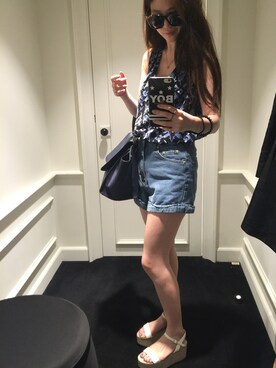 Eva Wangさんのコーディネート