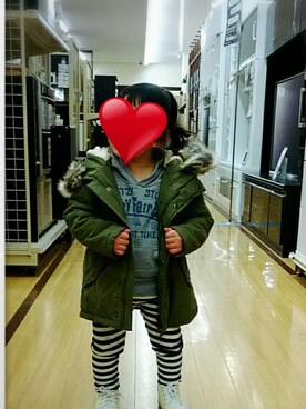 「西松屋（ニシマツヤ）のアイテム（パーカー、グレー系）」を使った、R.さん（キッズ・120cm）の春コーディネート