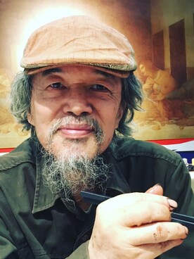 賴信さんのコーディネート