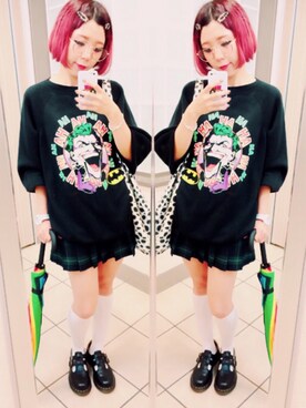 SON i(ソンイ)さんのコーディネート