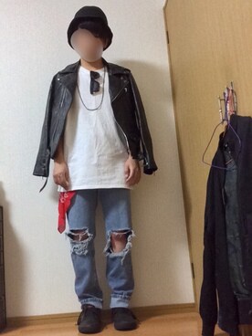 「SUPRA（スープラ）のアイテム（スニーカー、ブラック系）」を使った、mozukuさん（メンズ・165cm）の夏コーディネート