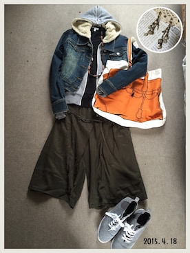 「アイテム（トートバッグ、オレンジ系）」を使った、hamaさん（レディース・156cm）の春コーディネート