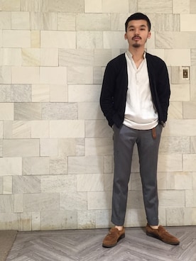 「グレーパンツ」｜冨田誠士さん（メンズ・168cm）の夏コーディネート