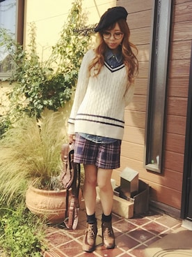「ショーパン」｜「アイテム（ハンチング/ベレー帽）」を使った、清水夏姫さん（レディース・160cm）の秋コーディネート