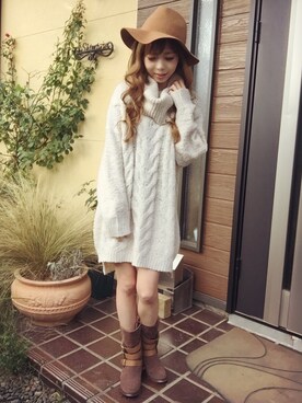 「Ungrid（アングリッド）の【Casual】ﾀｰﾄﾙｹｰﾌﾞﾙﾙｰｽﾞﾆｯﾄ（ニット/セーター）」を使った、清水夏姫さん（レディース・160cm）の秋コーディネート