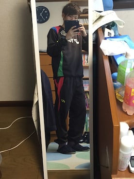 「アイテム（ジャージ）」を使った、あさん（メンズ・172cm・10代）の春コーディネート