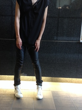 「Yves Saint Laurent rive gauche（イヴサンローランリヴゴーシュ）のアイテム（ショルダーバッグ）」を使った、lalaさん（メンズ・184cm）の夏コーディネート