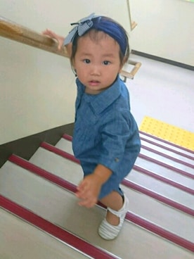 「OLD NAVY（オールドネイビー）のアイテム（シャツワンピース、ブルー系）」を使った、mylabooさん（キッズ・90cm）の秋コーディネート