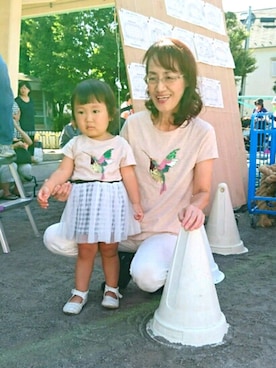 「ZARAminiのアイテム（Tシャツ/カットソー、ピンク系）」を使った、mylabooさん（キッズ・90cm）の秋コーディネート