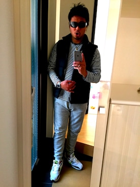 「CARVEのアイテム（サングラス、ブラック系）」を使った、36さん（メンズ・171cm）の冬コーディネート