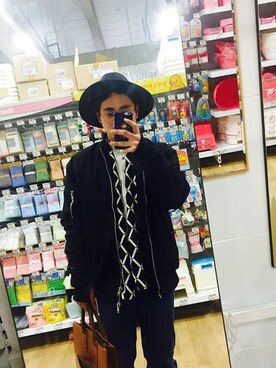 「H&M（エイチ・アンド・エム）のアイテム（ジャケット/アウター）」を使った、simplysundayさん（メンズ・168cm・20代）の冬コーディネート