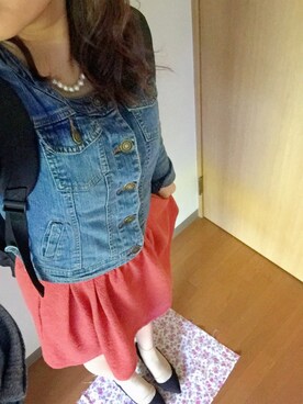 「黒リュック」｜「アイテム（デニムジャケット）」を使った、ｙｏｕさん（レディース・151cm）の秋コーディネート