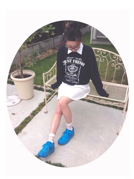 「United Athle（ユナイテッドアスレ）のアイテム（スウェット、ブラック系）」を使った、はらぺこあおむし🐛さん（レディース・159cm）の秋コーディネート