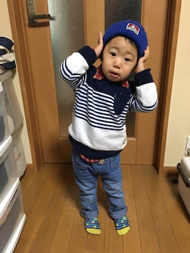 「Right-on KIDS（ライトオンキッズ）のアイテム（ニット/セーター）」を使った、Sayaさん（キッズ・80cm）の冬コーディネート
