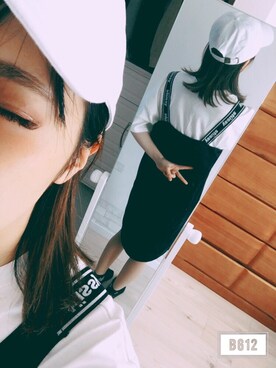 「切りっぱなし」｜「アイテム（キャップ）」を使った、助。さん（レディース・153cm）の春コーディネート