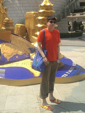 「BERNHARD WILLHELM（ベルンハルトウィルヘルム）のアイテム（バッグ）」を使った、Panda Ngさん（メンズ・179cm）の秋コーディネート