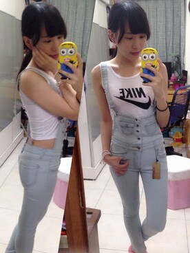 閻妍さんのコーディネート