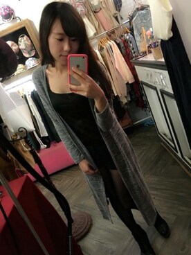 閻妍さんのコーディネート