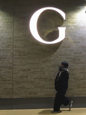 「theSakaki」｜「アイテム（スニーカー）」を使った、クマさん（メンズ・168cm）の春コーディネート