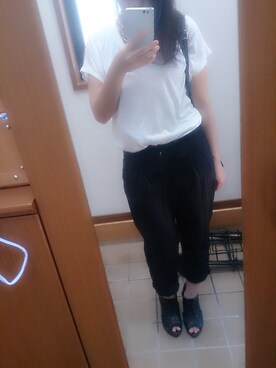 「UNIQLO（ユニクロ）のアイテム（Tシャツ/カットソー、ホワイト系）」を使った、Kanaさん（レディース・150cm）の夏コーディネート