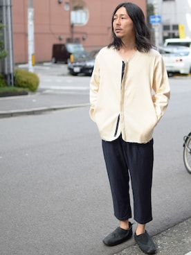 「my beautiful landlet（マイビューティフルランドレット）のアイテム（ノーカラージャケット）」を使った、Wallace & Murronさん（メンズ・174cm）の春コーディネート