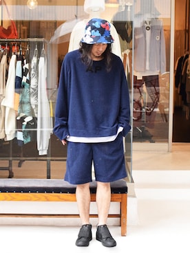 「ANDREA POMPILIO（アンドレアポンピリオ）のアイテム」を使った、Wallace & Murronさん（メンズ・175cm）の春コーディネート