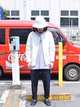 「my beautiful landlet（マイビューティフルランドレット）のアイテム（ブルゾン）」を使った、Wallace & Murronさん（メンズ・180cm）の春コーディネート