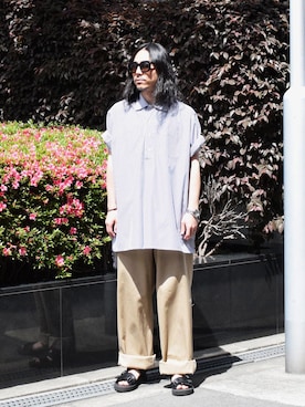 「KUBORAUM（クボラム）のアイテム」を使った、Wallace & Murronさん（メンズ・175cm）の春コーディネート