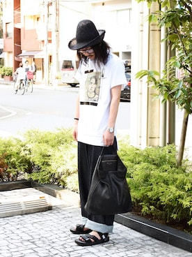 「ANDREA POMPILIO（アンドレアポンピリオ）のアイテム」を使った、Wallace & Murronさん（メンズ・175cm）の夏コーディネート