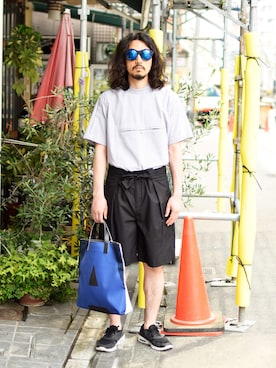 「KUBORAUM（クボラム）のアイテム」を使った、Wallace & Murronさん（メンズ・180cm）の夏コーディネート