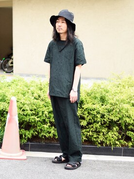 「ohta（オータ）のアイテム」を使った、Wallace & Murronさん（メンズ・175cm）の夏コーディネート