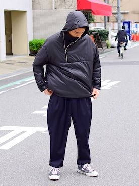 「my beautiful landlet（マイビューティフルランドレット）のアイテム（トップス）」を使った、Wallace & Murronさん（メンズ・180cm）の秋コーディネート