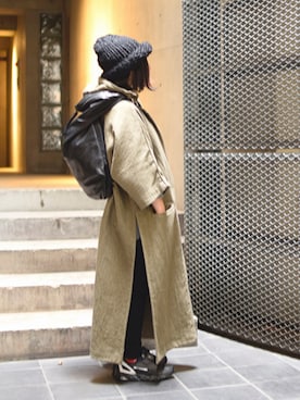 「アイテム（ポンチョ）」を使った、Wallace & Murronさん（レディース・162cm）の冬コーディネート