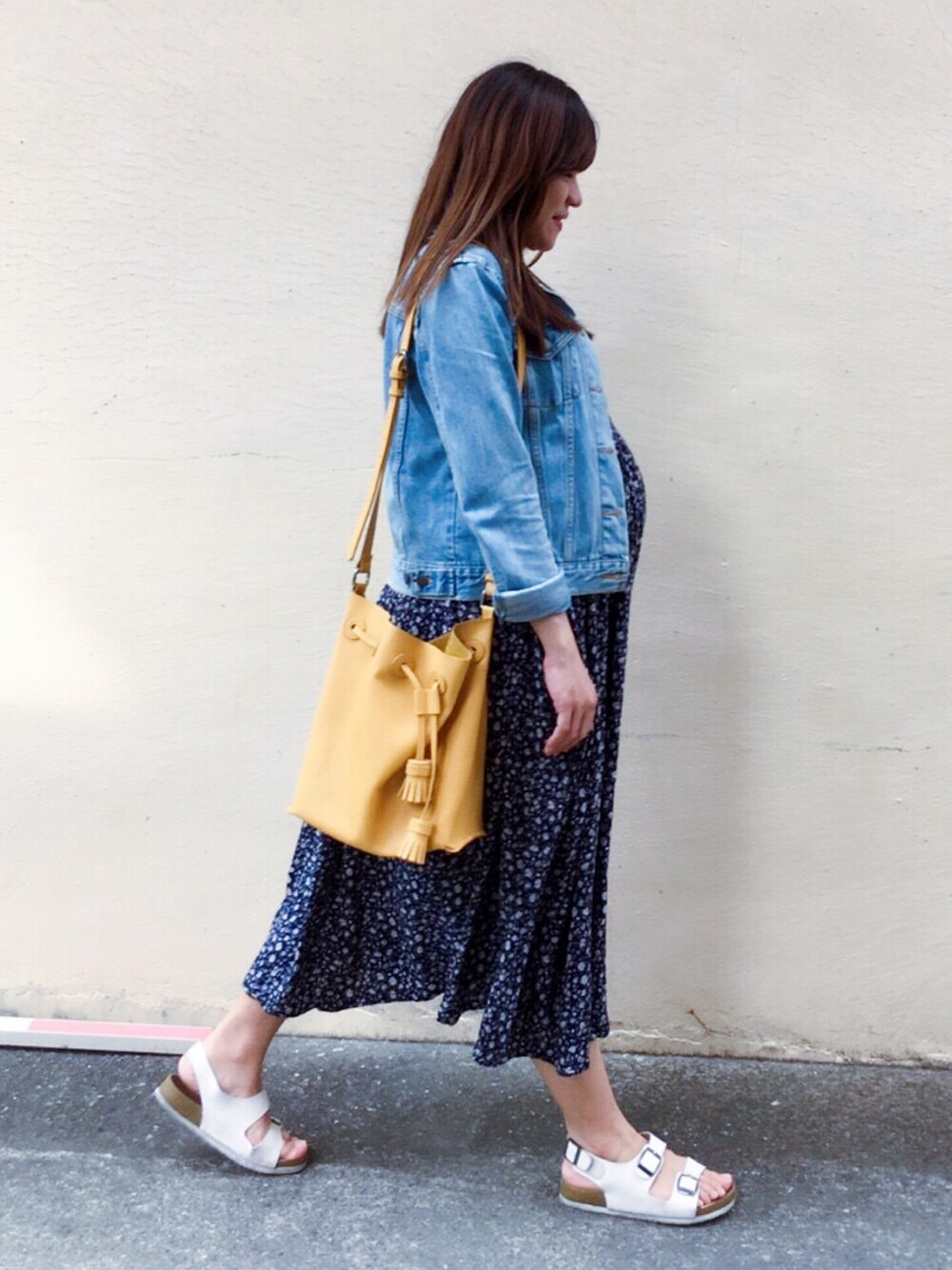 「ootd、雨の日コーデ、妊婦、FOREVER 21、ZARA」｜「FOREVER 21のアイテム（デニムジャケット、ブルー系）」を使った、Ariel.12さん（レディース・160cm）の秋コーディネートの1枚目の写真
