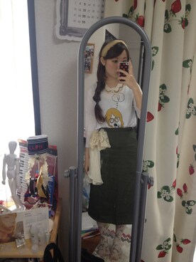 「ロングタイトスカート（スカート、グリーン系）」を使った、mamikoさん（レディース・156cm）の春コーディネート