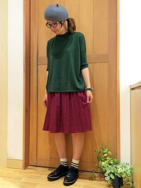 「ひざ丈スカート」｜「アイテム（ハンチング/ベレー帽）」を使った、YOKOさん（レディース・169cm）の秋コーディネート