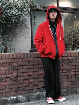 「red」｜「アイテム（デニムジャケット）」を使った、おぐりさん（メンズ・170cm）の冬コーディネート