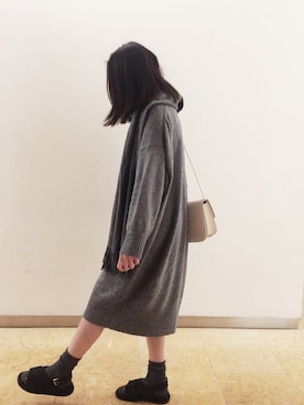 「Acne Studios（アクネストゥディオズ）のアイテム（ワンピース）」を使った、Yvonneさん（レディース・163cm）の冬コーディネート