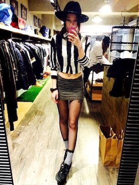「skirt」｜「アイテム（アナログ腕時計）」を使った、李柃。さん（レディース・170cm）の冬コーディネート