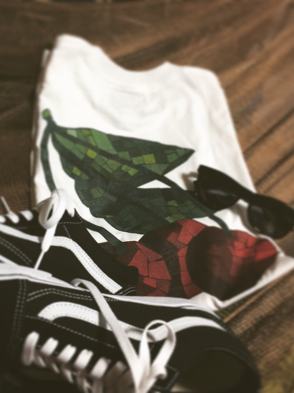 「Nothing specialのNOTHIN'SPECIAL　DELANCEY CHERRY POCKET TEE（Tシャツ/カットソー、ホワイト系）」を使った、Yuto.Sさん（メンズ・173cm）の夏コーディネートの1枚目の写真