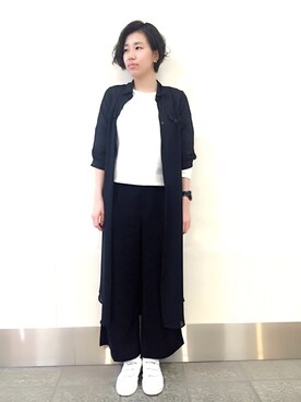 「ブラック×ホワイト」｜「アイテム（スウェット）」を使った、こばやしきえさん（レディース・168cm）の春コーディネート