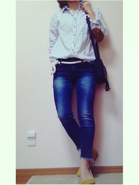 「Ungrid（アングリッド）のインディゴフレイドヘムストスリ（デニムパンツ）」を使った、❁ÿukko❁さん（レディース・157cm）の春コーディネート