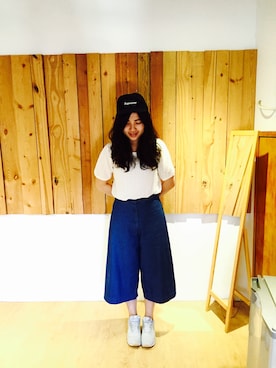 「PAZZO」｜「アイテム（帽子）」を使った、Estella Leeさん（レディース・160cm）の秋コーディネート