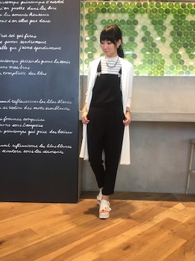 「HARE（ハレ）のアイテム（オールインワン・サロペット）」を使った、inhhhan®さん（レディース・165cm）の春コーディネート