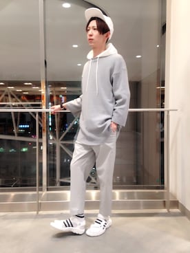 「HARE（ハレ）のアイテム（キャップ）」を使った、藤森大輝さん（メンズ・172cm）の春コーディネート