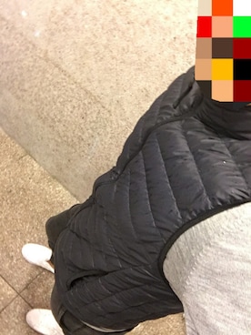「スウエットパンツ」｜「アイテム（ダウンベスト）」を使った、アランさん（メンズ・178cm）の秋コーディネート
