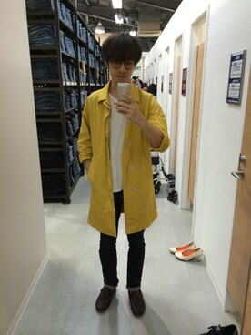 「URBAN RESEARCH（アーバンリサーチ）のアイテム（その他シューズ）」を使った、David Wuさん（メンズ・173cm）の秋コーディネート